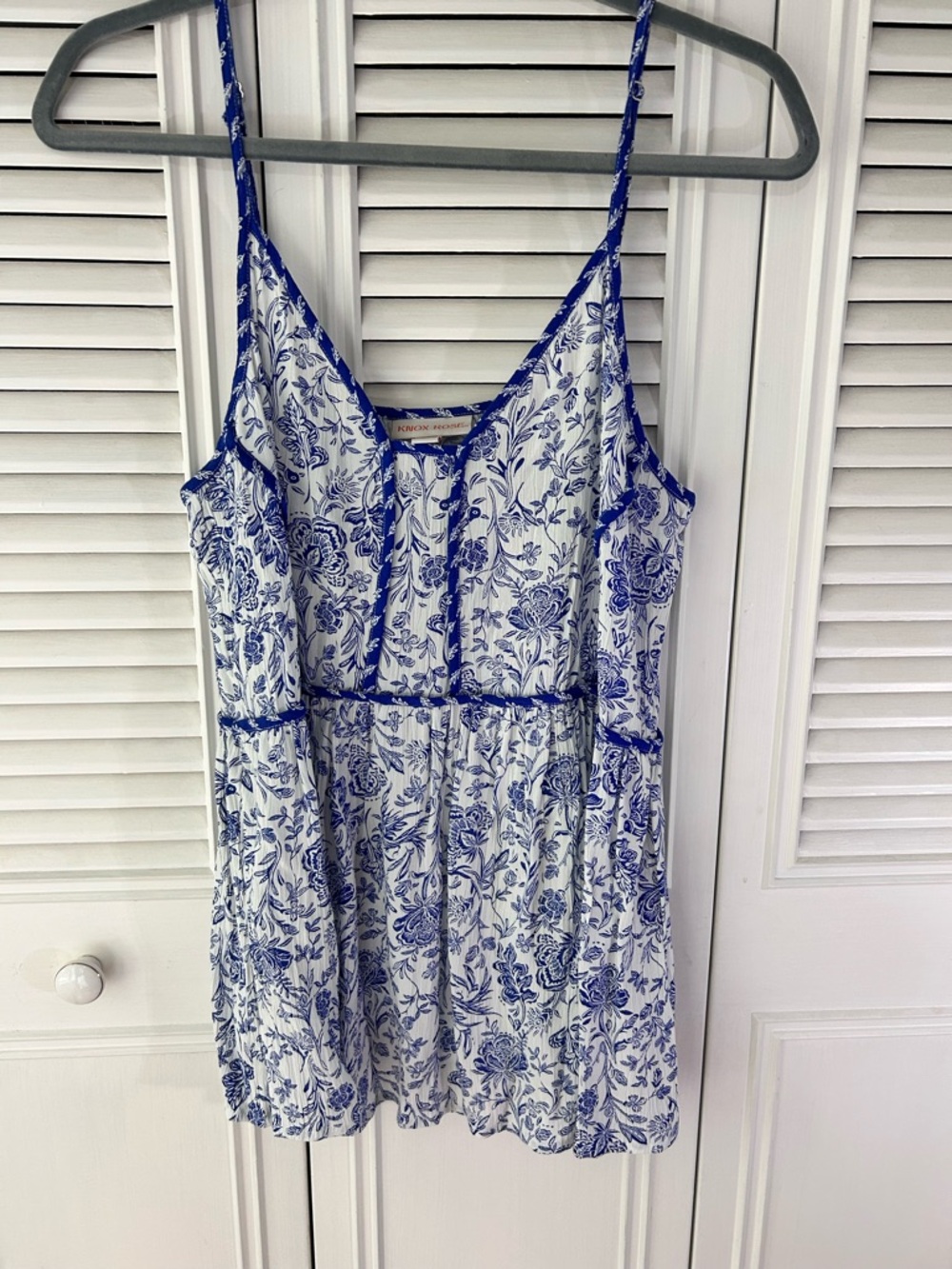 Knox Rose Blue and White Floral Camisole Top
